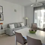 Cala Alta Modern Apartamento *